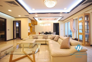 Exquisite furnished apartment for rent in L Tower, Ciputra